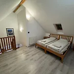 1 Bed Flat - Sleeps 4 - Pets - Smoking On Terrace Praha