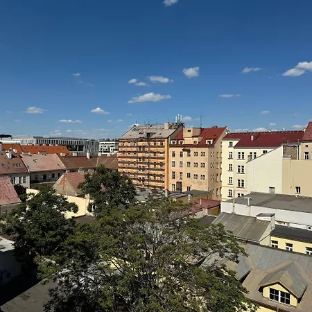 1 Bed Flat - Sleeps 4 - Pets - Smoking On Terrace Lägenhet