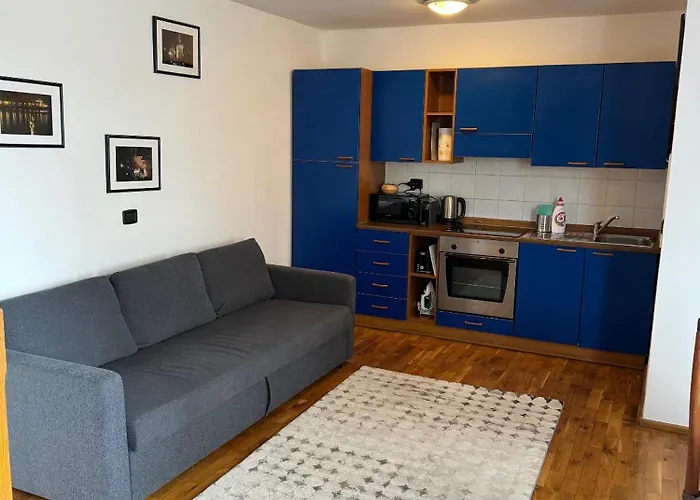 Lägenhet 1 Bed Flat - Sleeps 4 - Pets - Smoking On Terrace