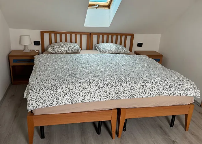 Apartment 1 Bed Flat - Sleeps 4 - Pets - Smoking On Terrace